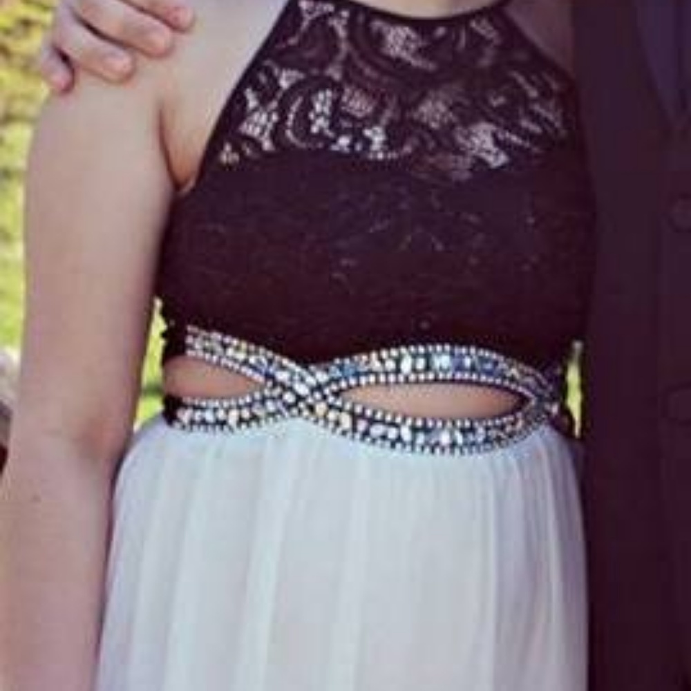 Formal Dress. Worn Once. Long white bottom.